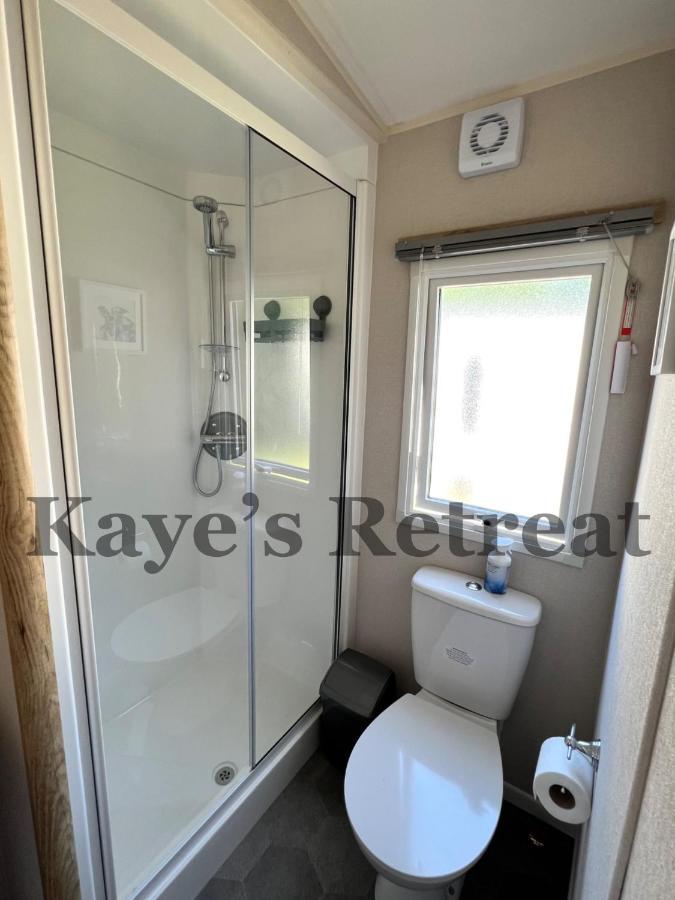 Kayes Retreat Three Bed Caravan Newquay Bay Quieter Area Of Park Holiday home Newquay (Cornwall)